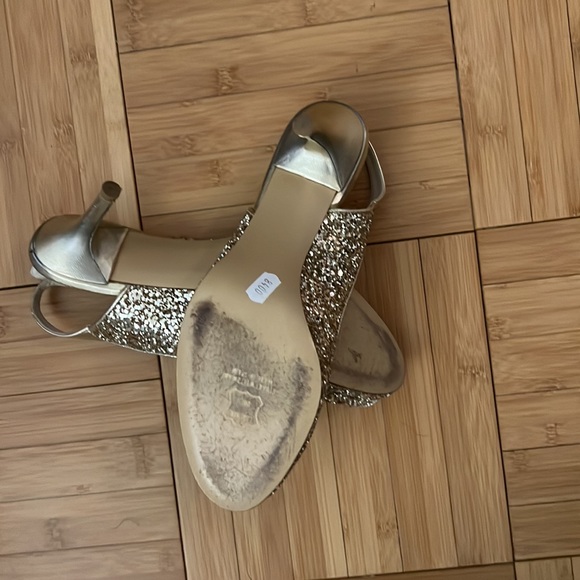Stuart Weitzman gold glitter peep toe heels, 10 - Picture 3 of 4